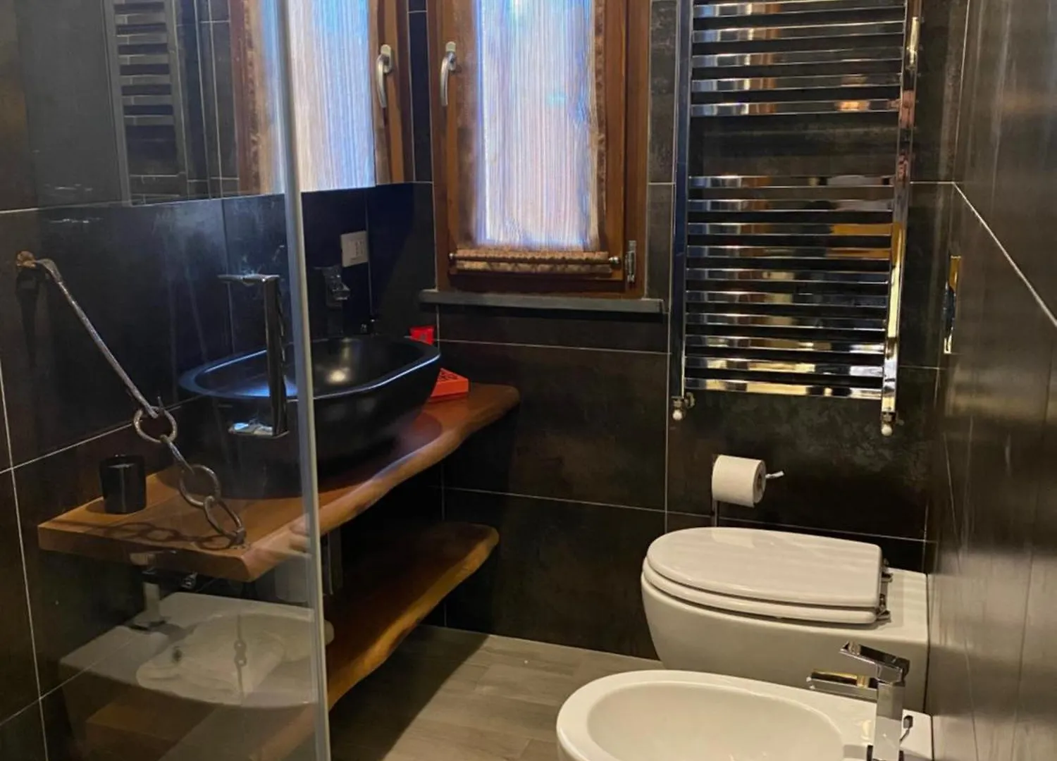Holiday home La Casa Gialla Usigliano Italy